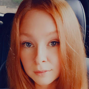 Meet your Posher, Brittni